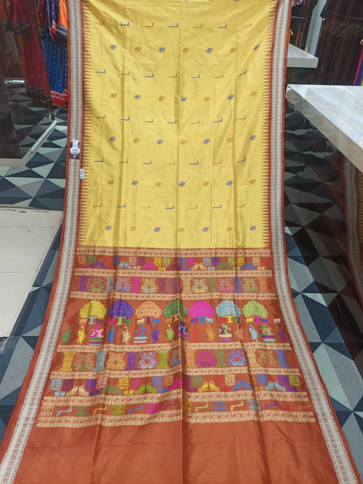 Golden Rust Rasleela Exclusive Sambalpuri Silk Saree