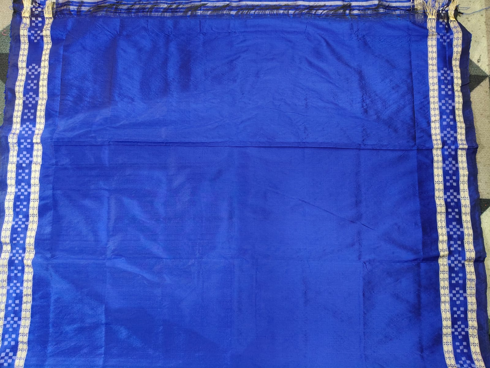 Magenta Blue Scot Pasapali & Border Pasapali Odisha Handloom Sambalpuri Silk Saree