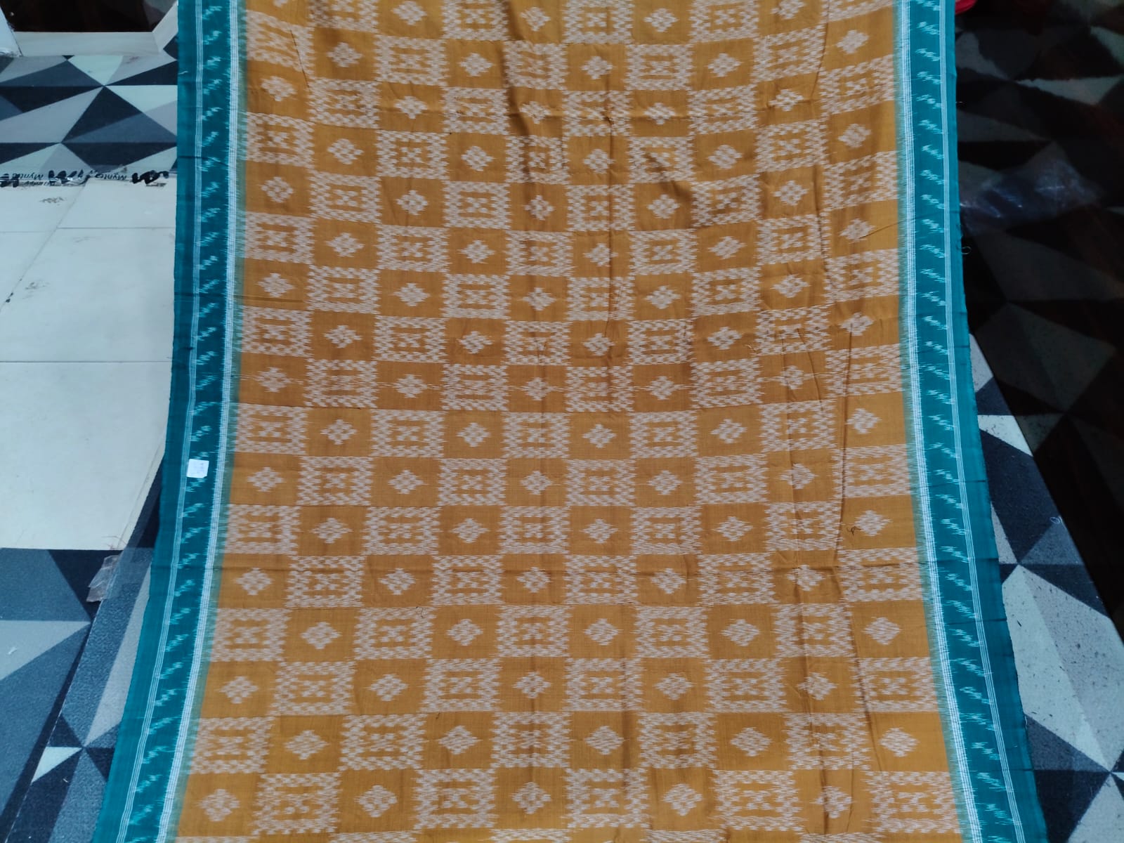 Mustard Yellow Rama Green Pasapali Khandua Cotton Saree