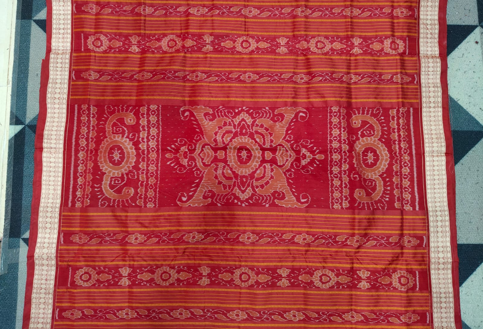 Peach Maroon Mini Buti Bomkai Silk Saree