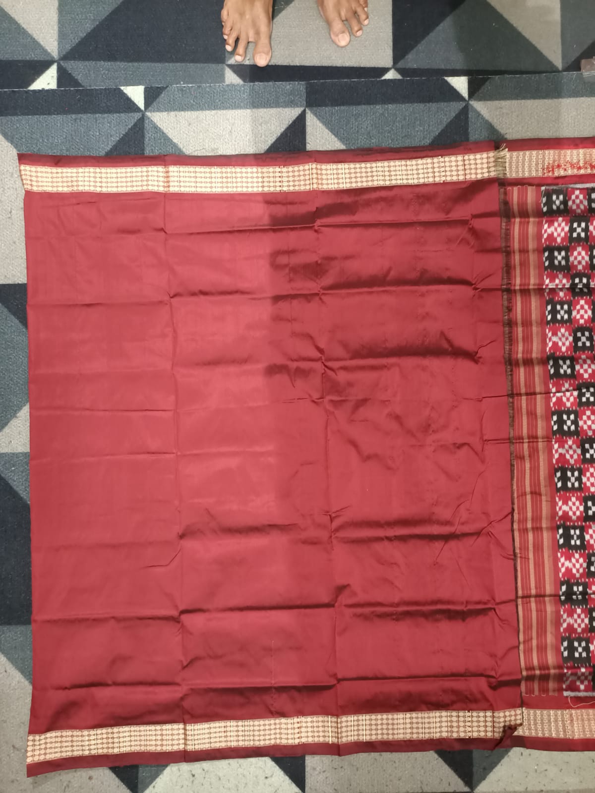 Black Maroon Mini Pasapali Sambalpuri Semi Silk Saree