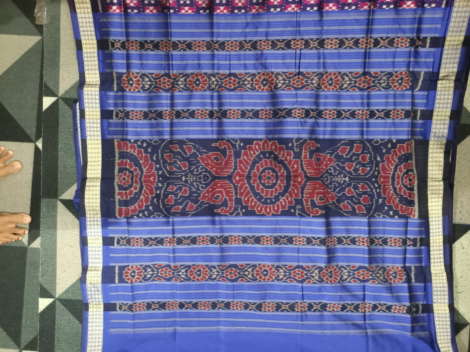 Magenta Navy Blue Mini Pasapali Sambalpuri Semi Silk Saree