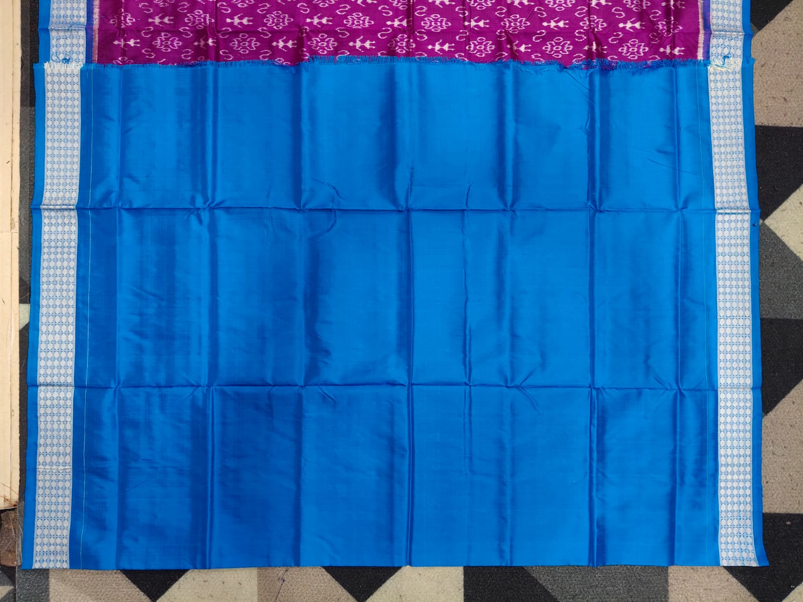 Purple Copper Sulphate Tribal & Flower Design Sambalpuri Silk Saree