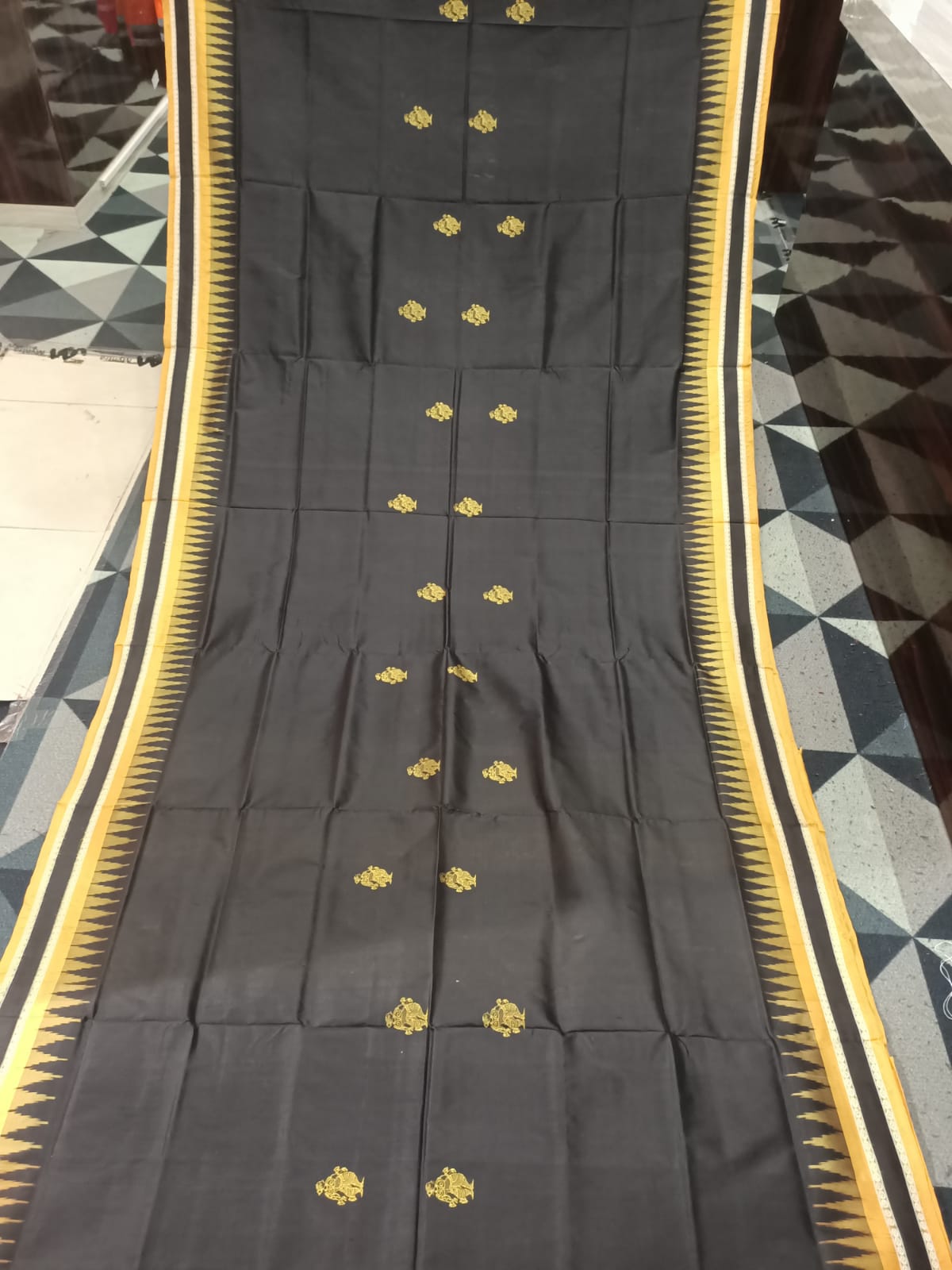 Black Yellow Natraj Exclusive Bomkai Silk Saree