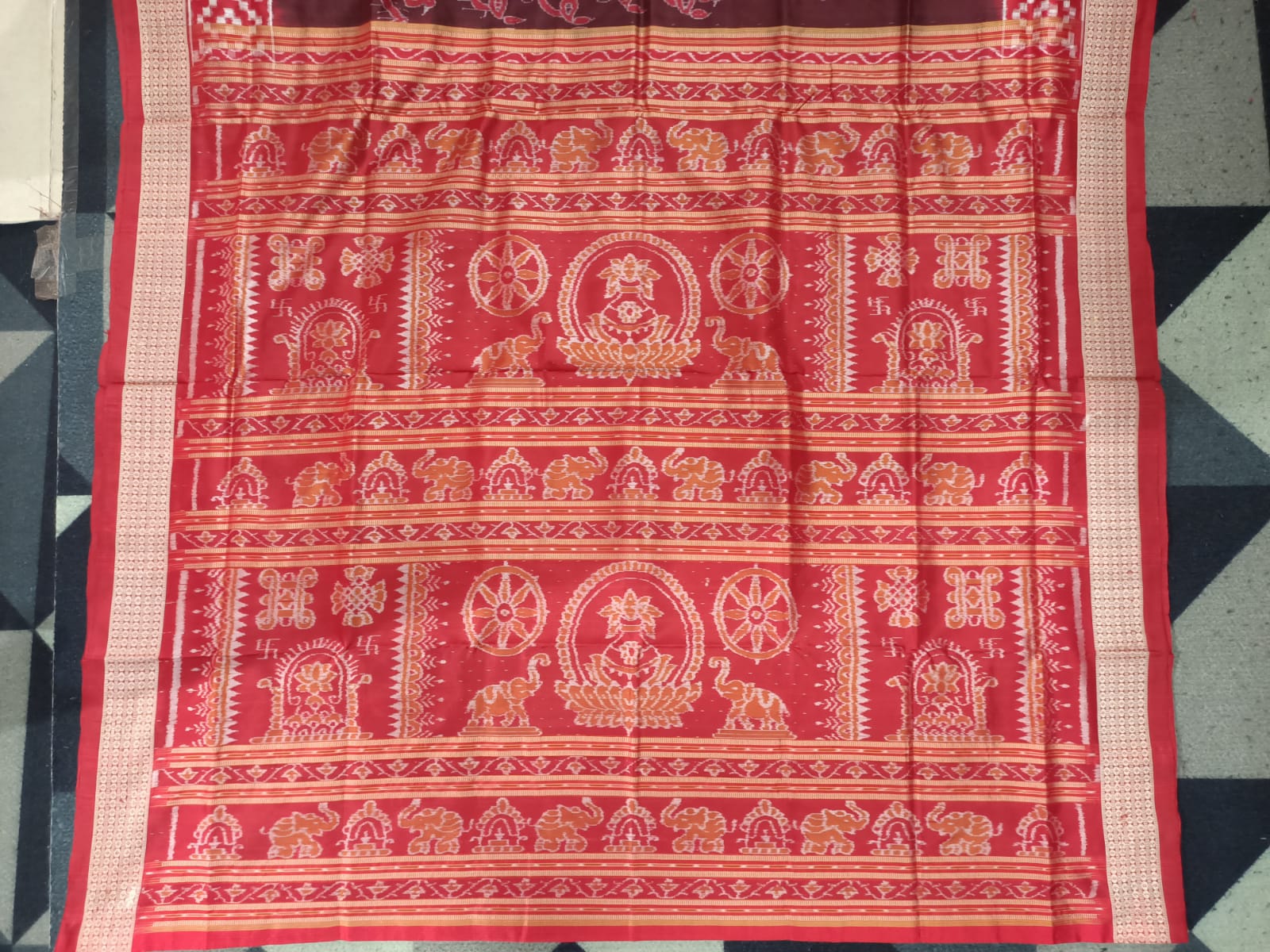 Coffee Maroon Akhanda Dipa & Scot Pasapali Design Sambalpuri Silk Saree