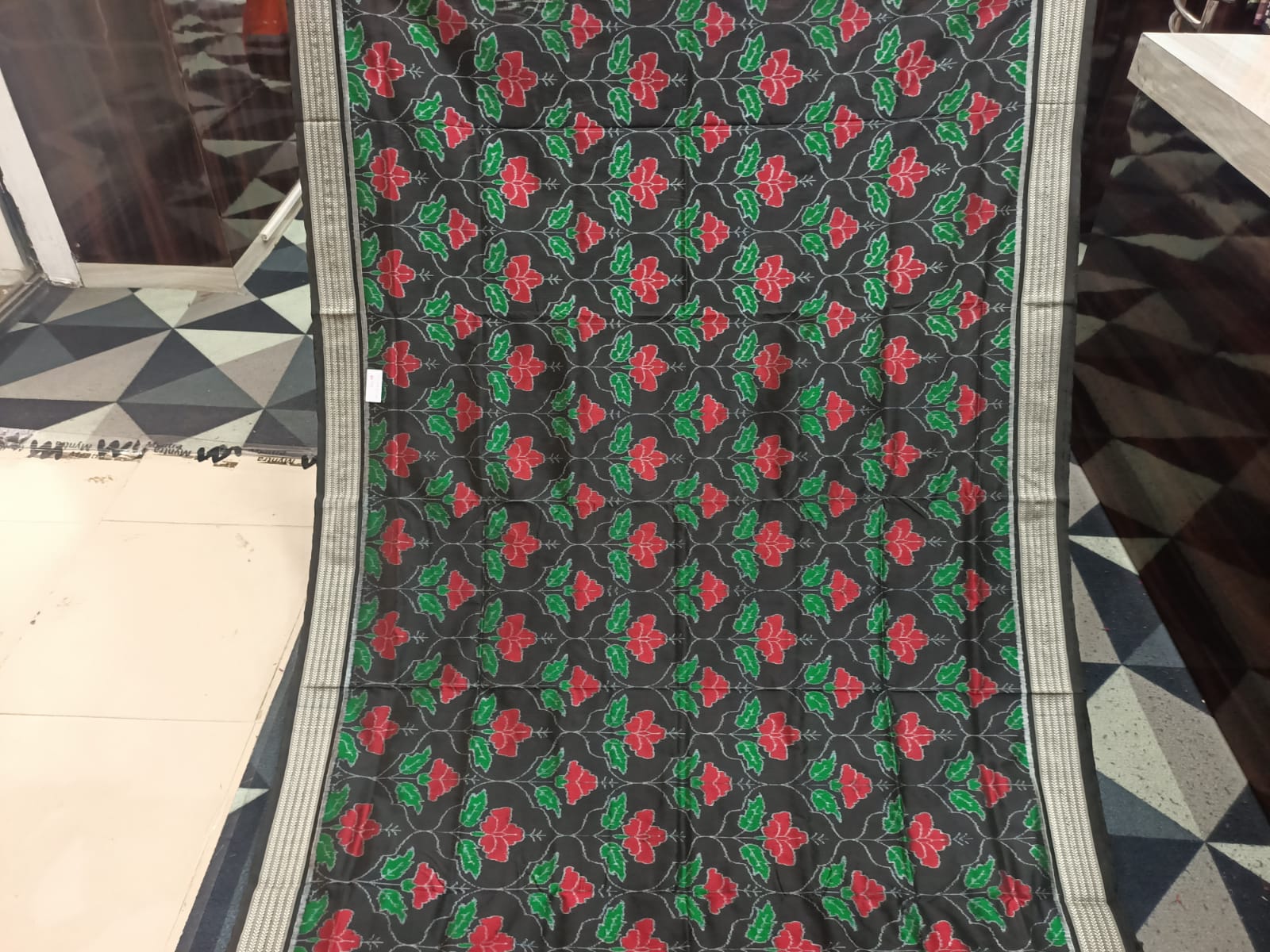 Black Hibiscus Design Sambalpuri Silk Saree