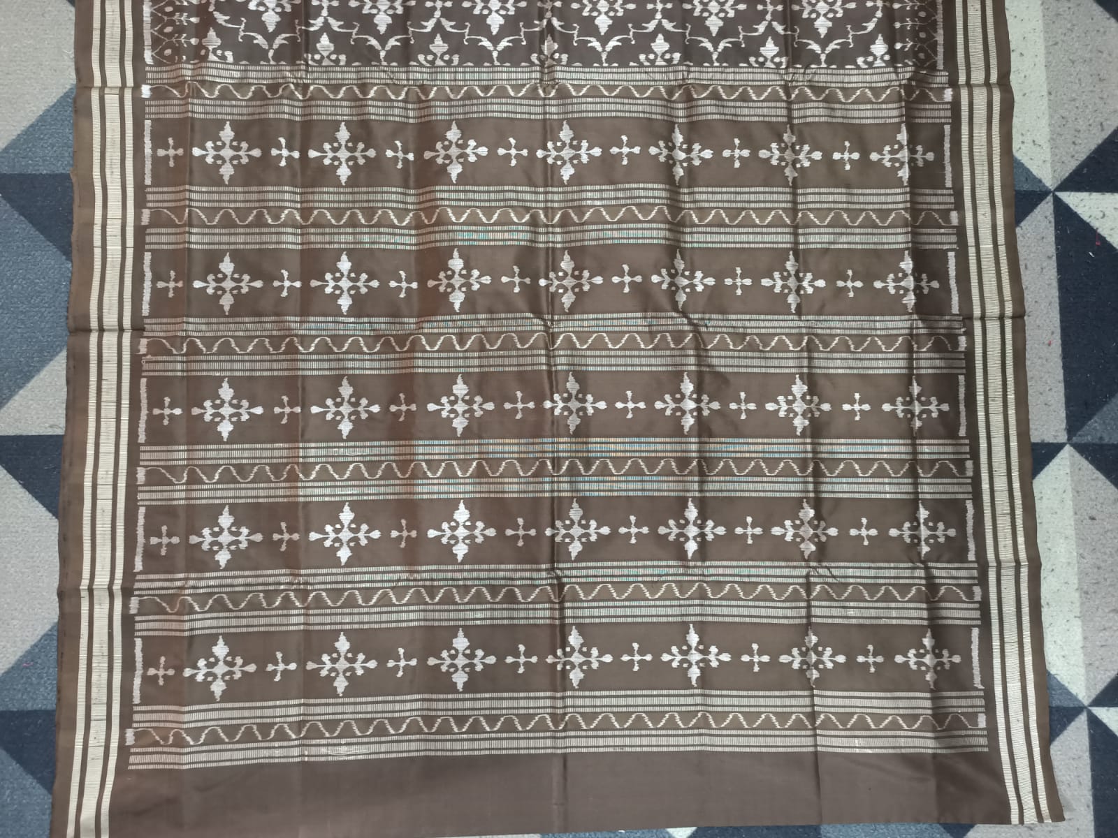 Dark Mehendi Flower Design Sambalpuri Silk Saree