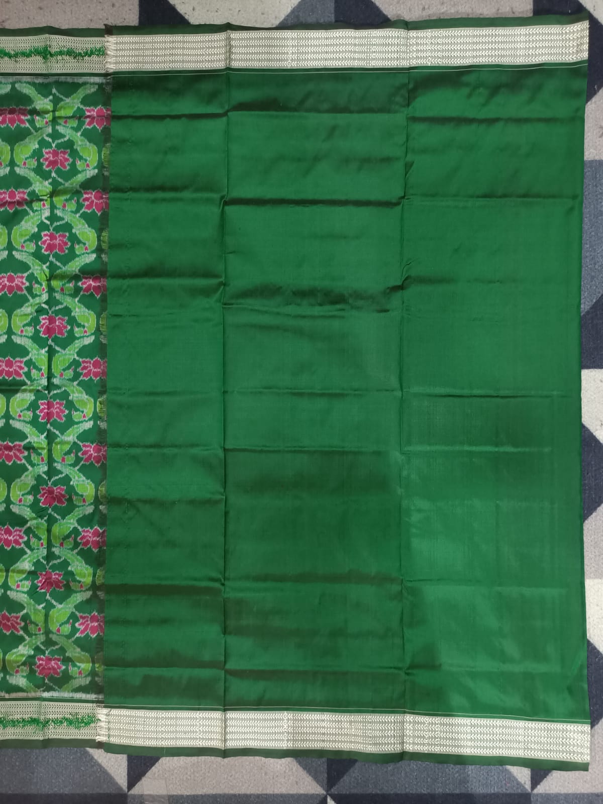 Green Dual Parrot & Lotus Design Sambalpuri Silk Saree
