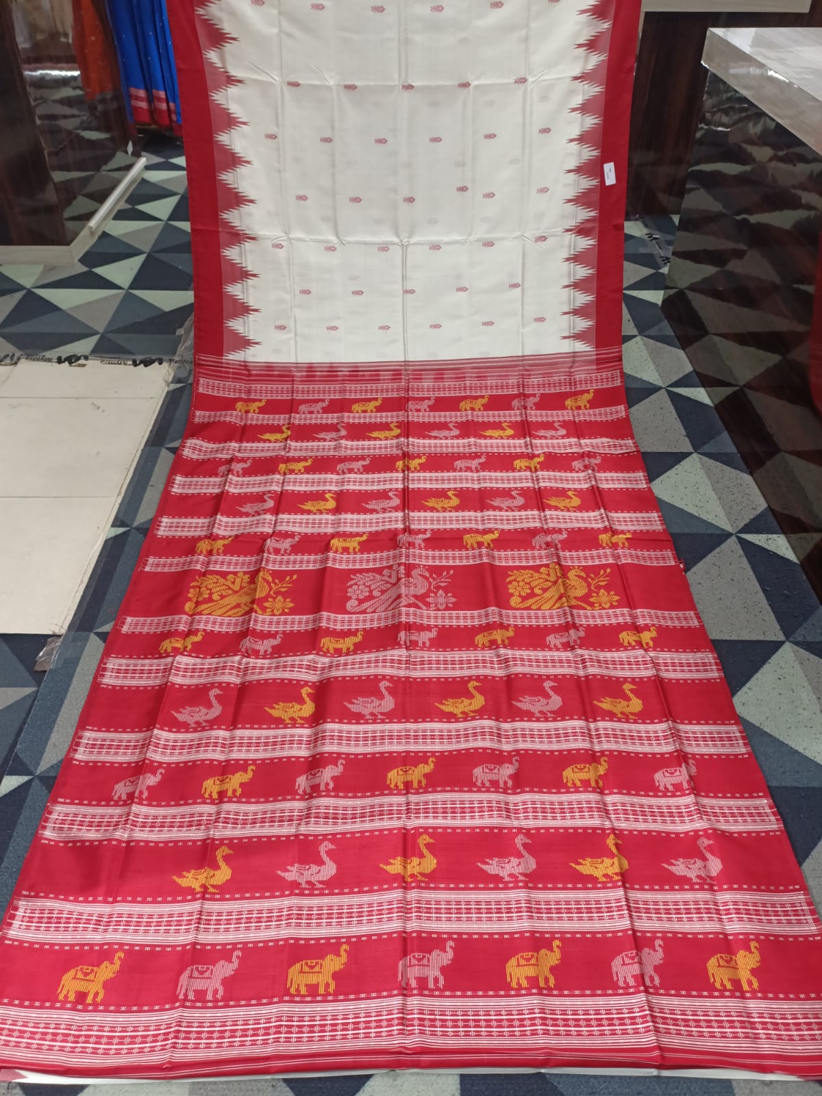 White Red Double Anchal Berhampuri Silk Saree