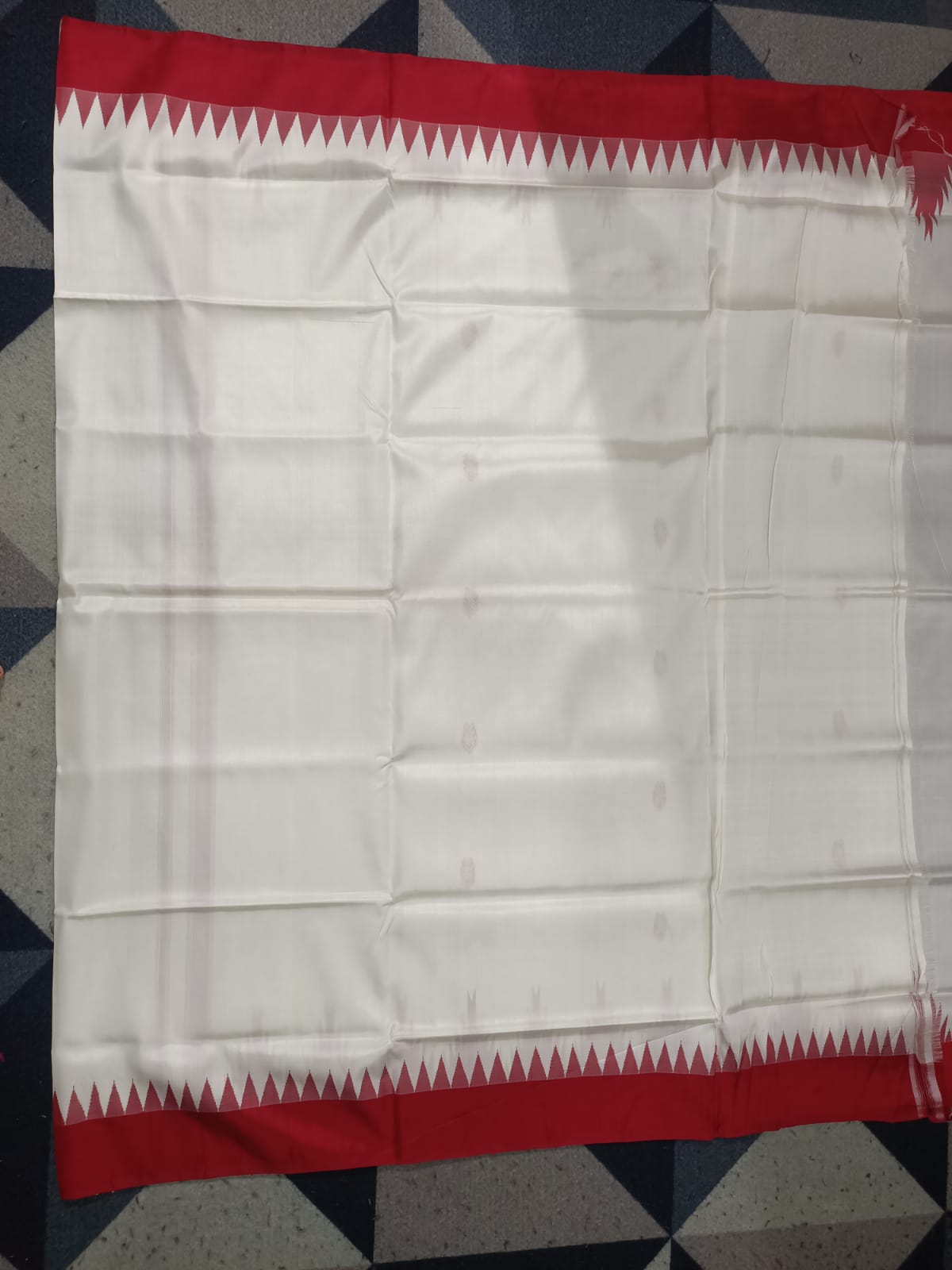 White Red Double Anchal Berhampuri Silk Saree