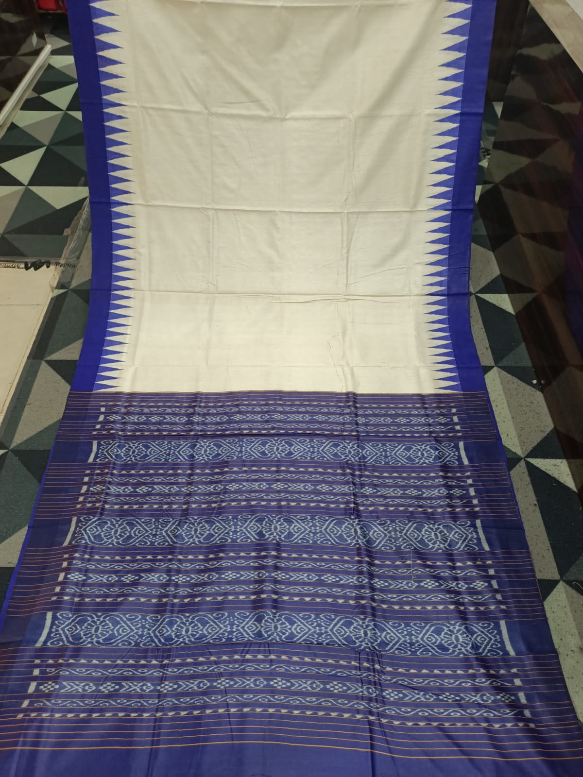 White Blue Kumbha Border Eri Tusser Silk Saree