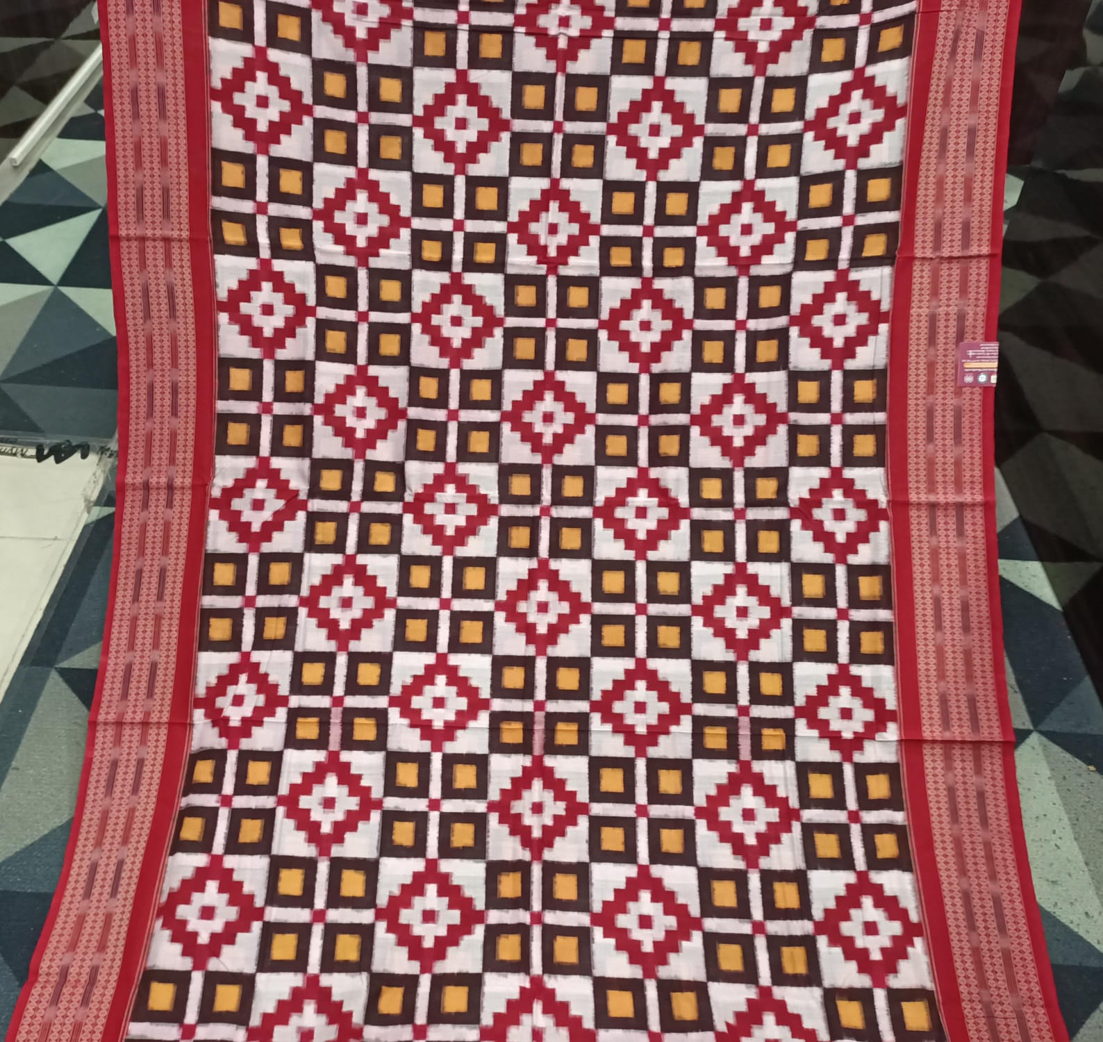 White Red Black Pasapali Sambalpuri Cotton Saree