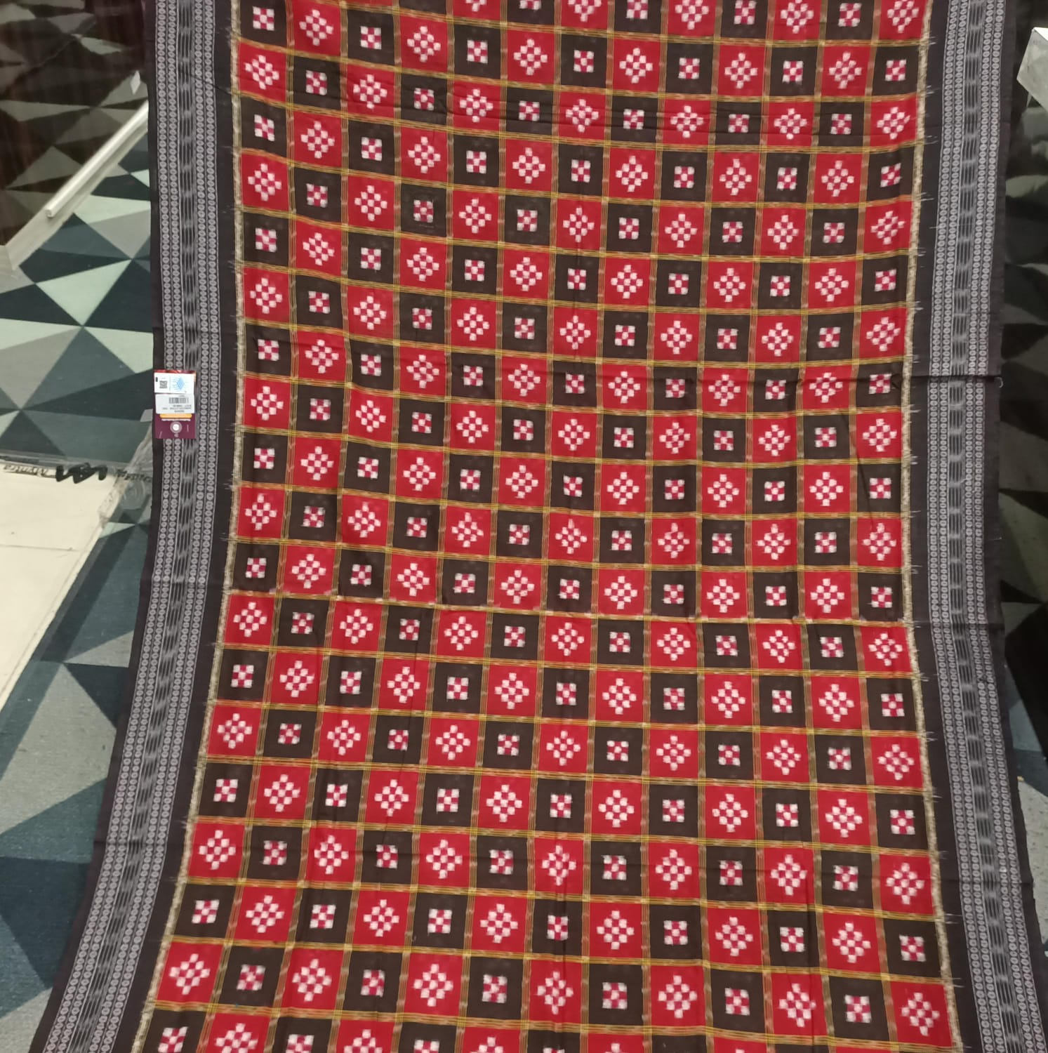 Maroon Black Mini Pasapali Sambalpuri Cotton Saree