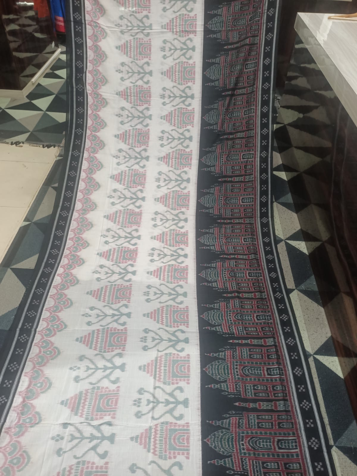 White Black Tajmahal Design Khandua Cotton Saree
