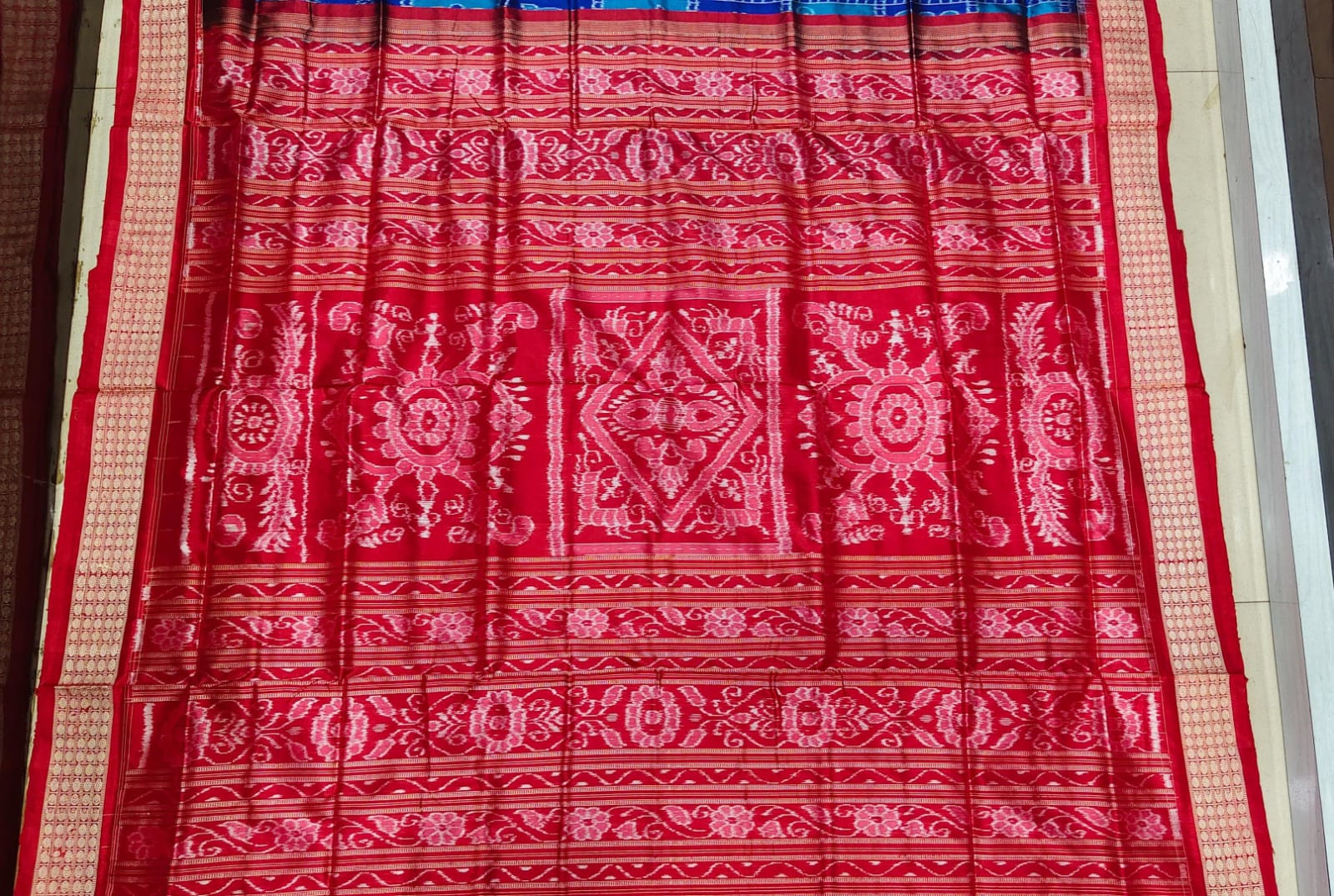Blue Red Nabakothi Design Sambalpuri Silk Saree