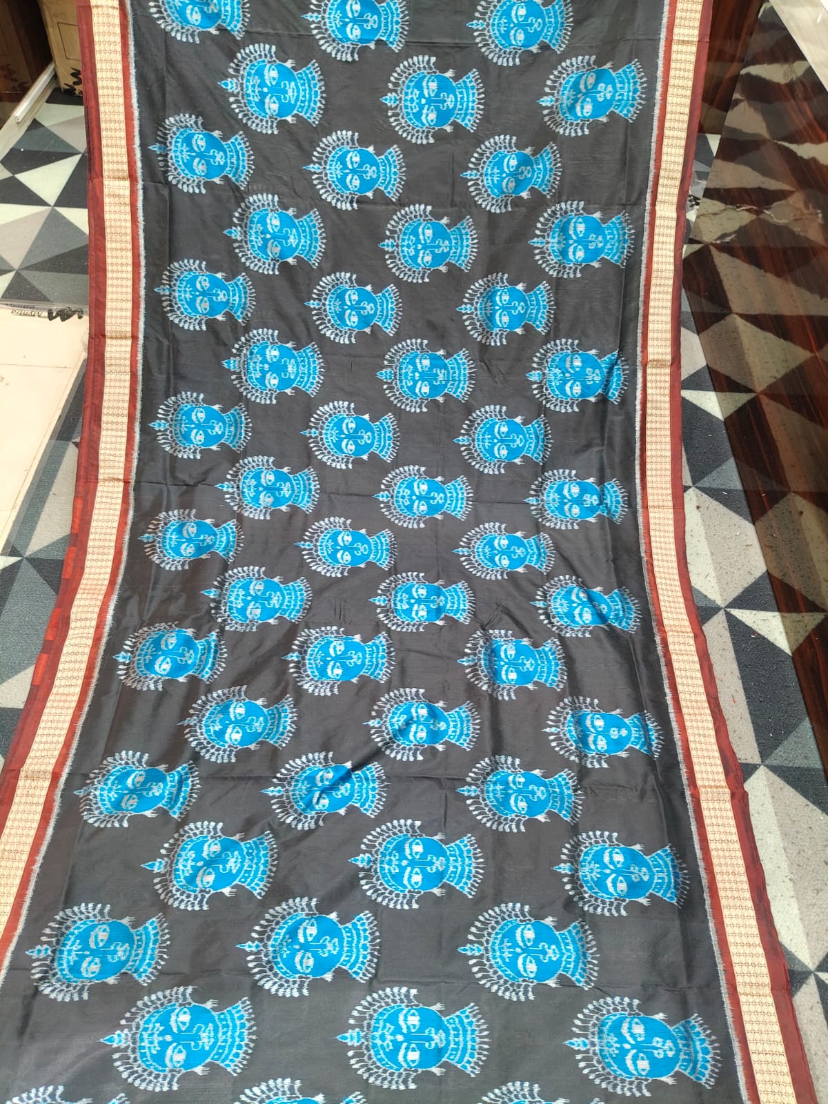 Black Maroon Copper Sulphate Odishi Face Sambalpuri Semi Silk Saree