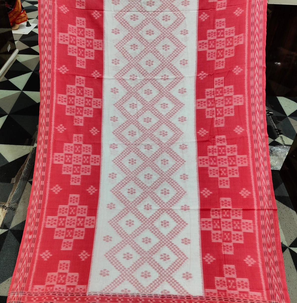 White Pink Tarabali Design Khandua Cotton Saree