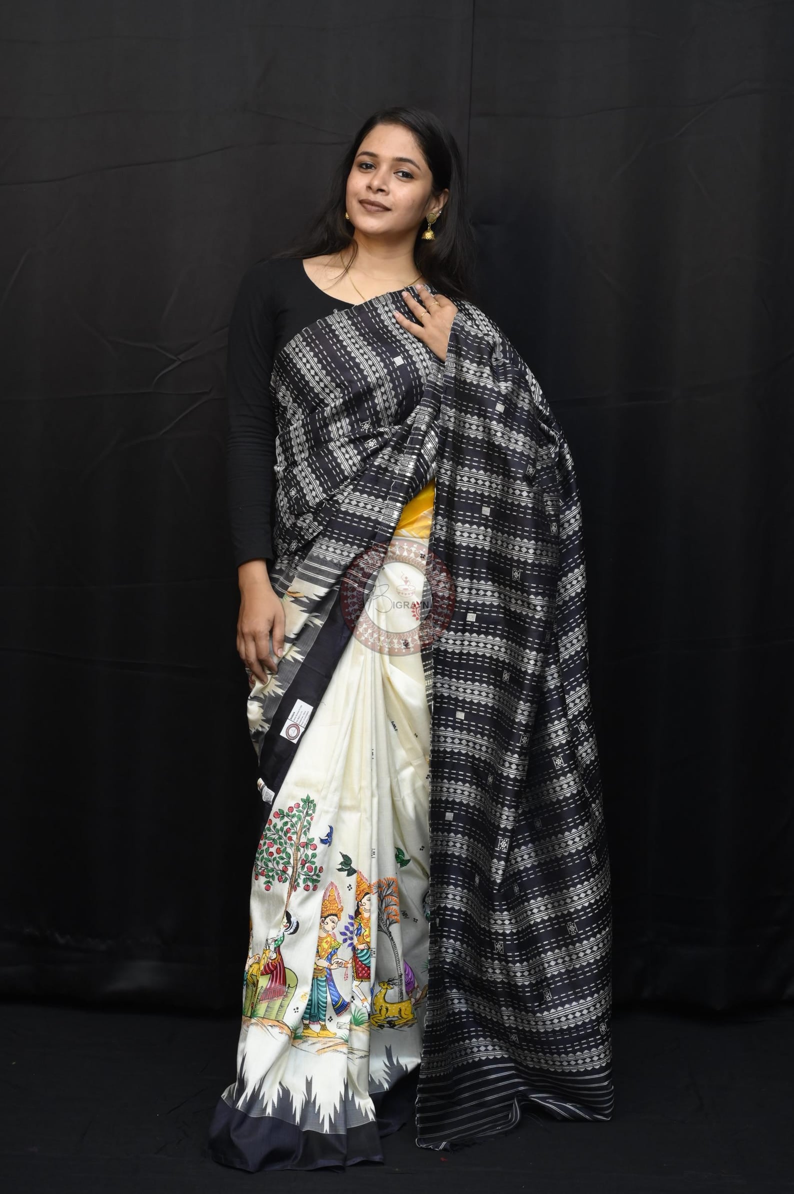 White Black Dushmanta Sakuntala Theme Pattachitra Berhampuri Silk Saree