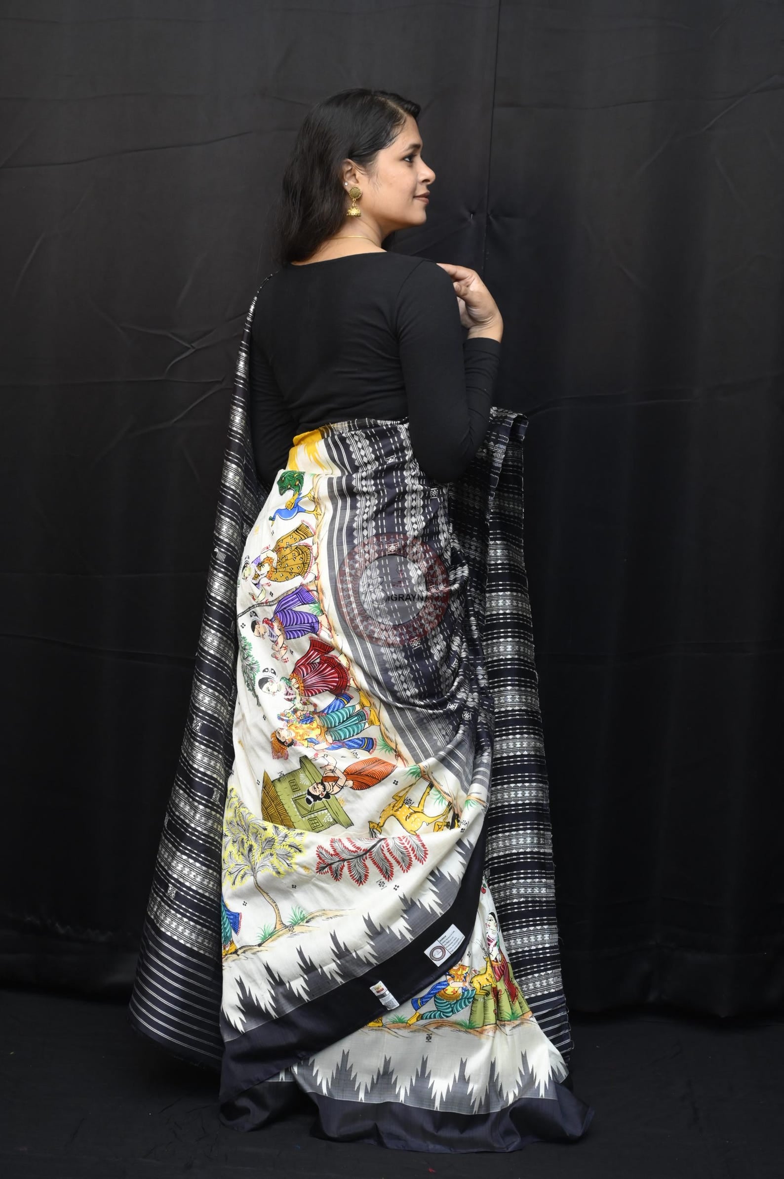 White Black Dushmanta Sakuntala Theme Pattachitra Berhampuri Silk Saree