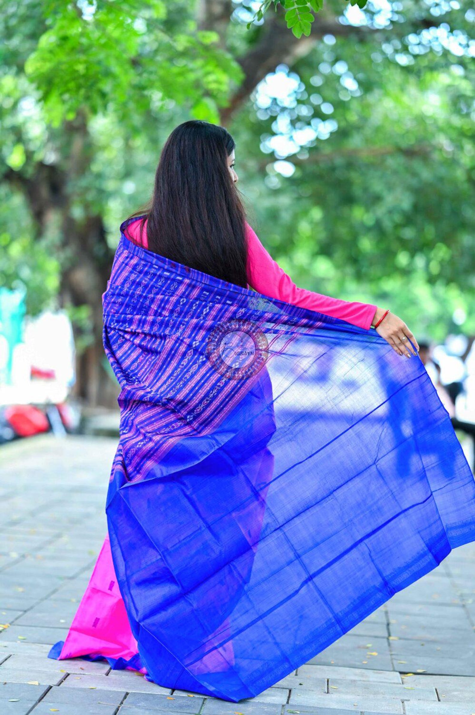 Pink Blue Fish Buti Phoda Kumbha Tussar Saree