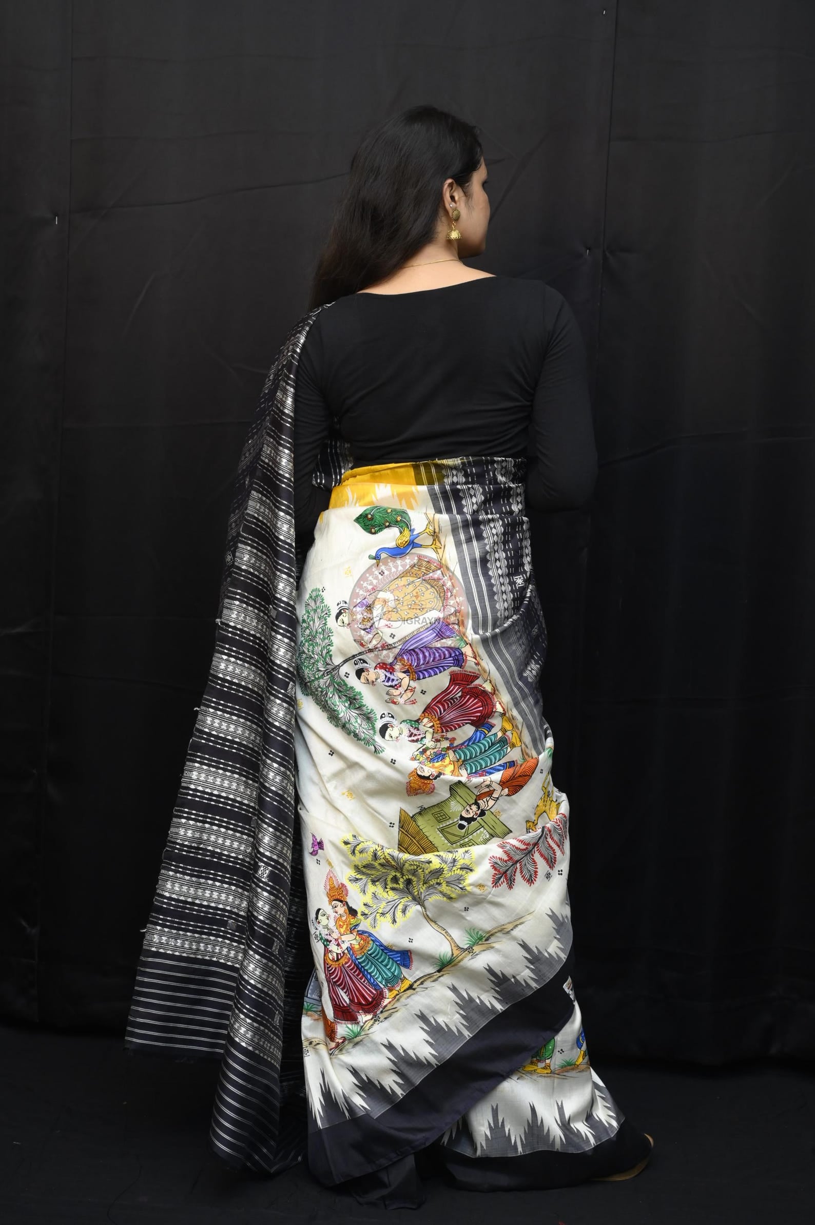 White Black Dushmanta Sakuntala Theme Pattachitra Berhampuri Silk Saree