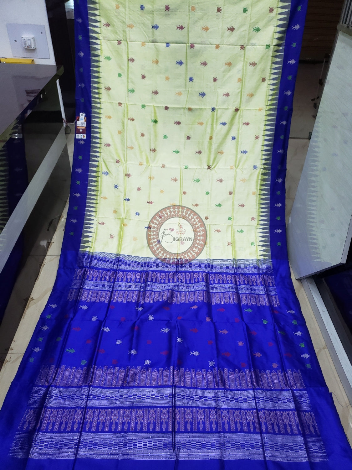 "Pista Blue Matsya Kachhap Bomkai Silk Saree: Timeless Elegance and Vibrant Hues"