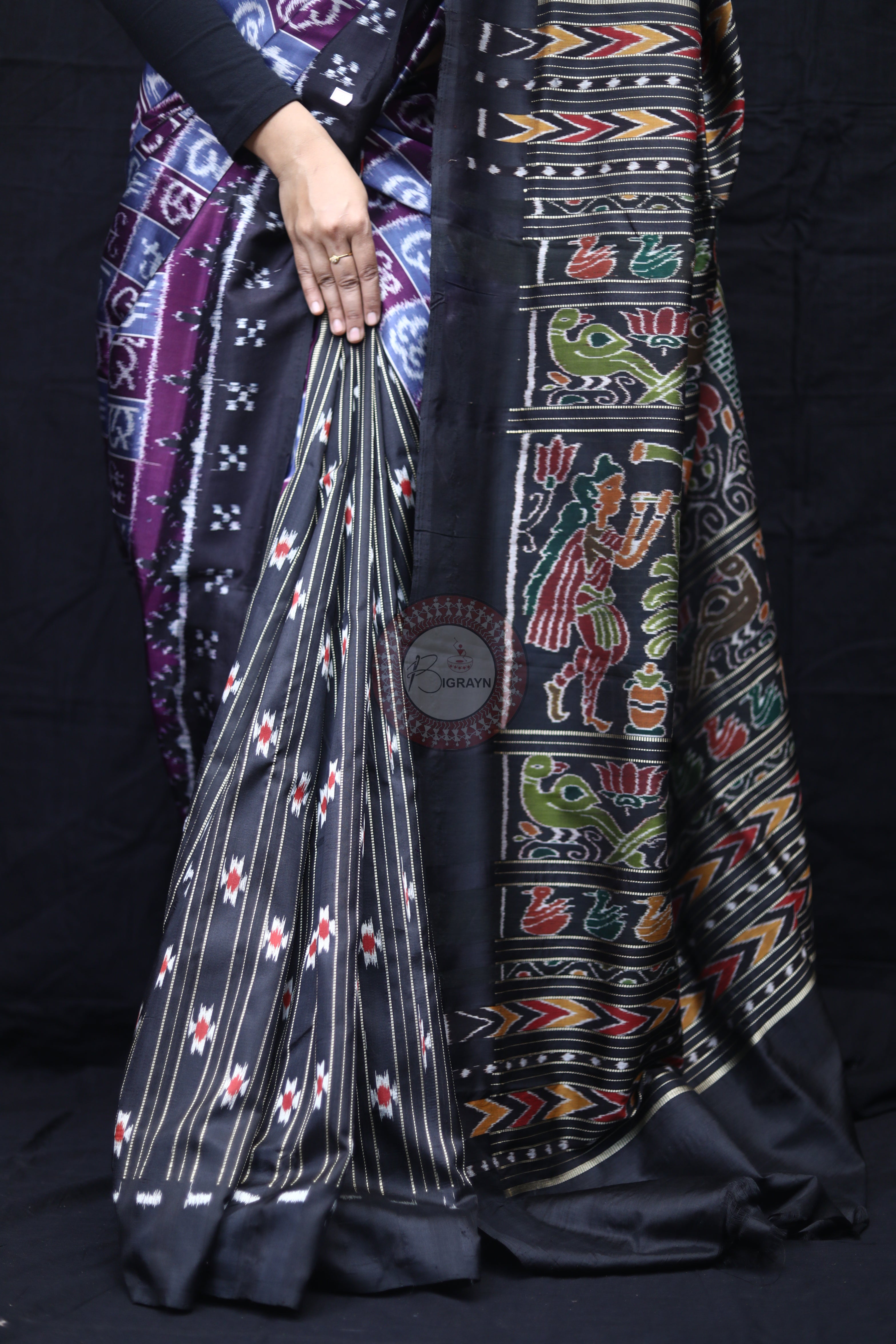 Grey Purple Partly Alphabet Mulberry Silk Saree