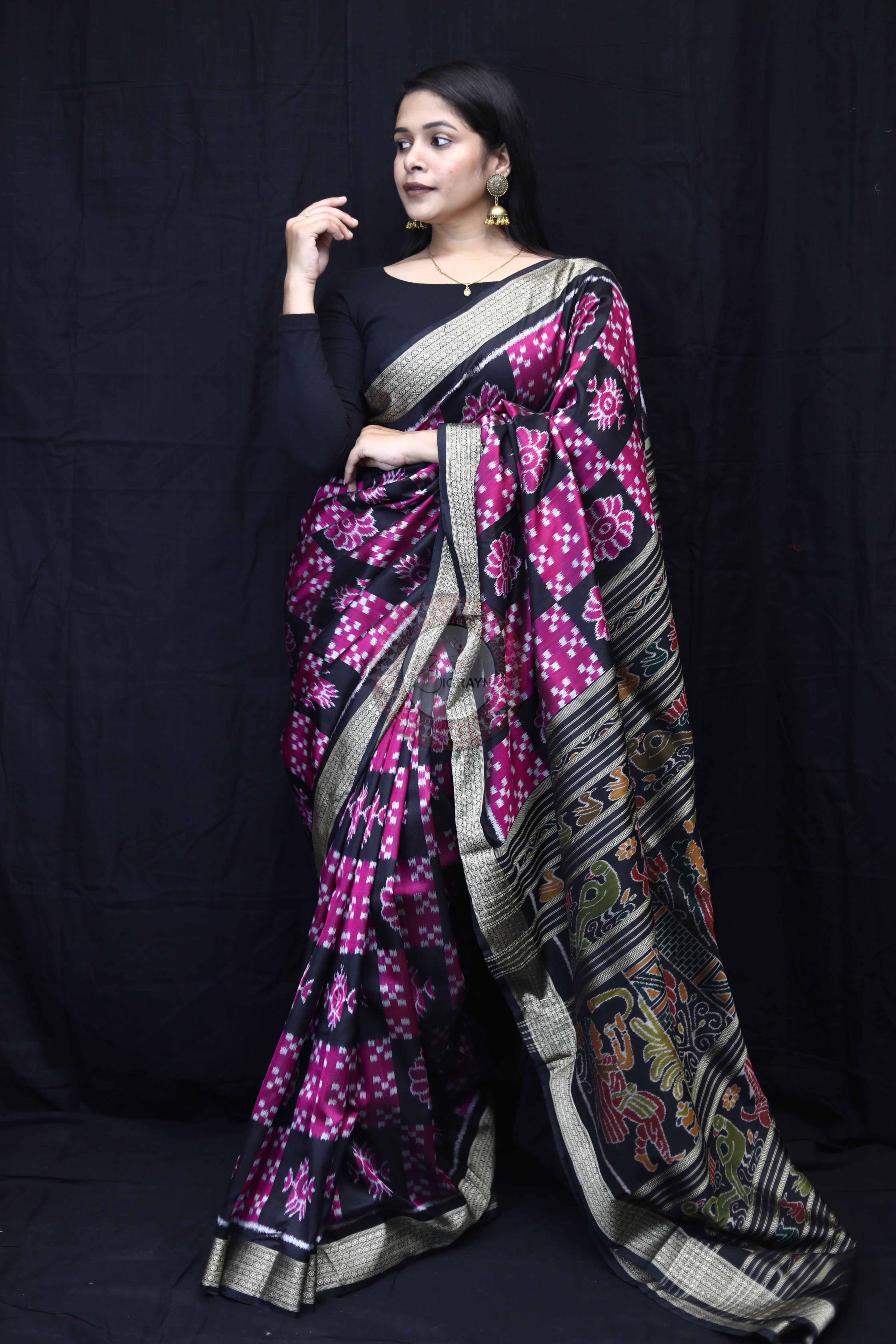 Purple Black Pasapali Flower Squares Mulberry Silk Saree
