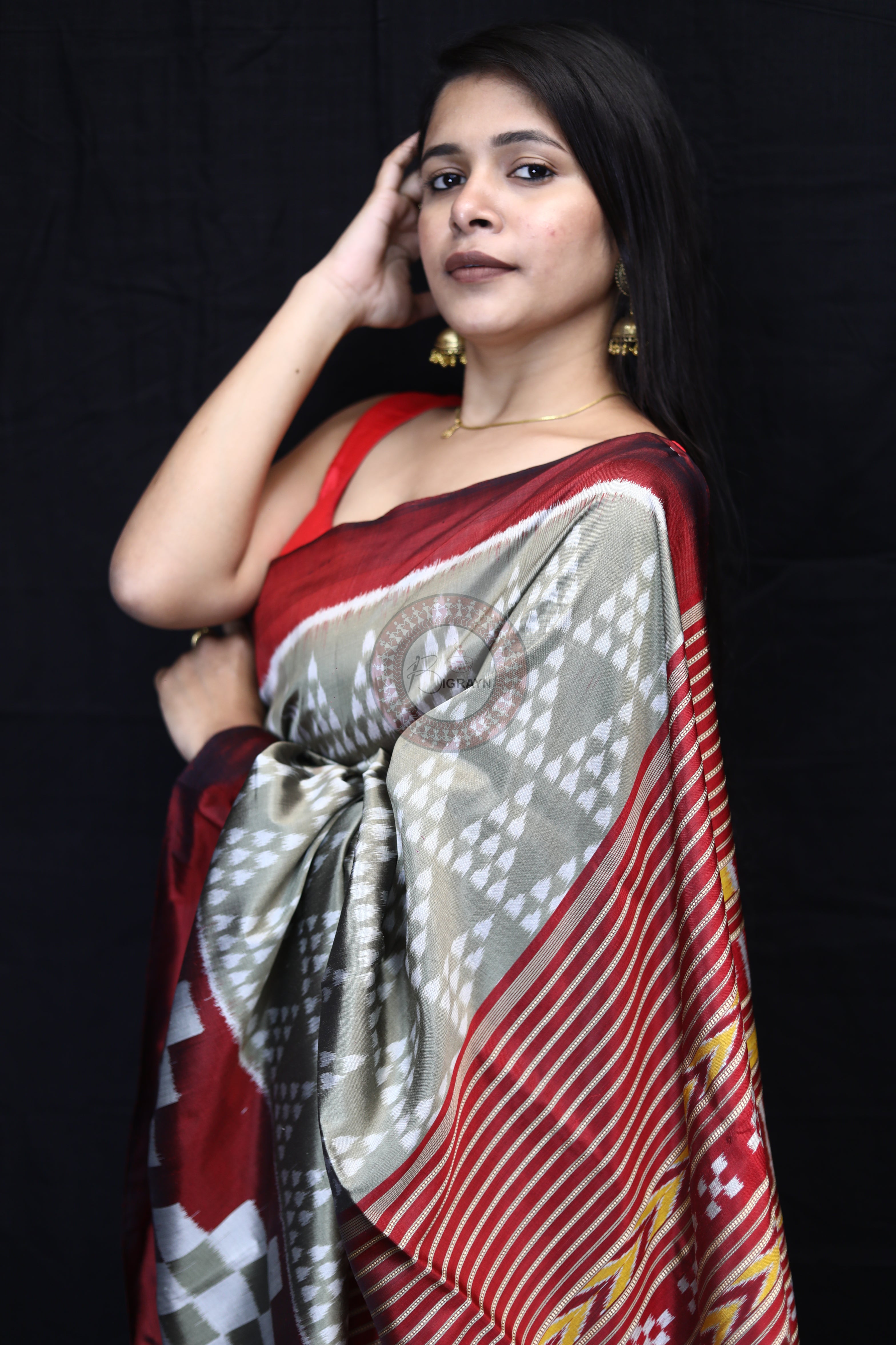 Grey Chita Maroon Pasapali Scot Mulberry Silk Saree