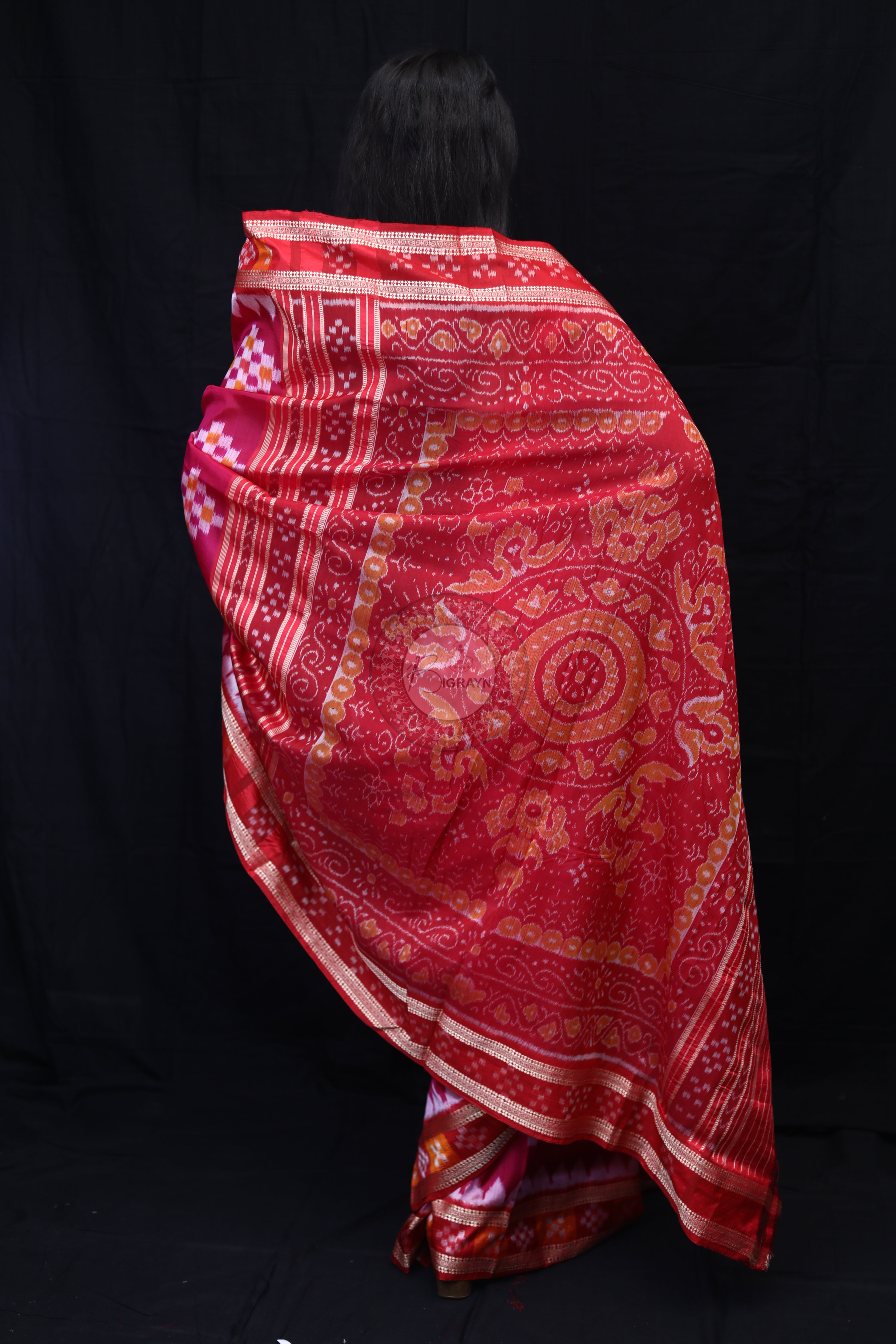 Magenta Red Diagonal White Squares Mulberry Silk Saree