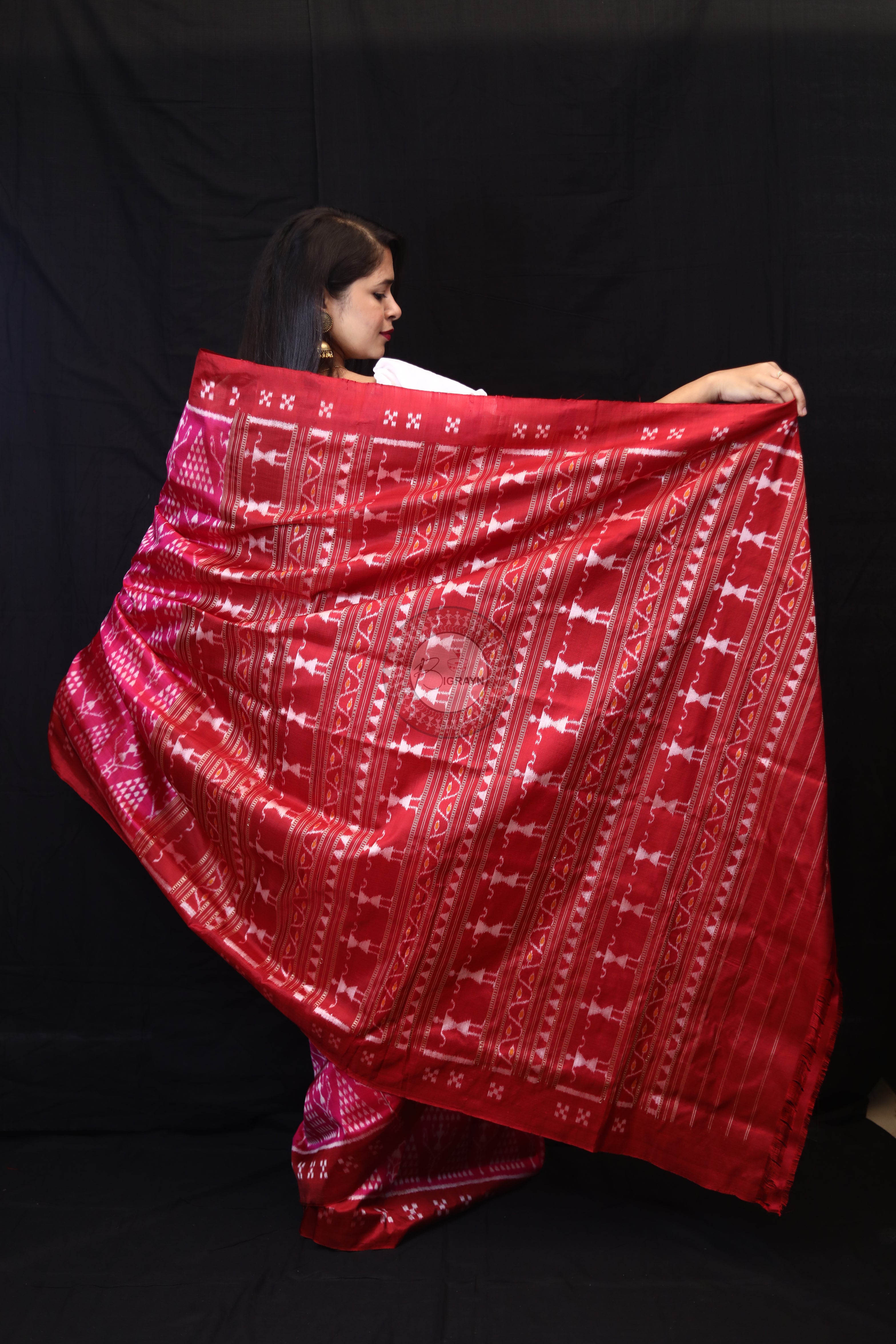Magenta Tribal Chita Mulberry Silk Saree