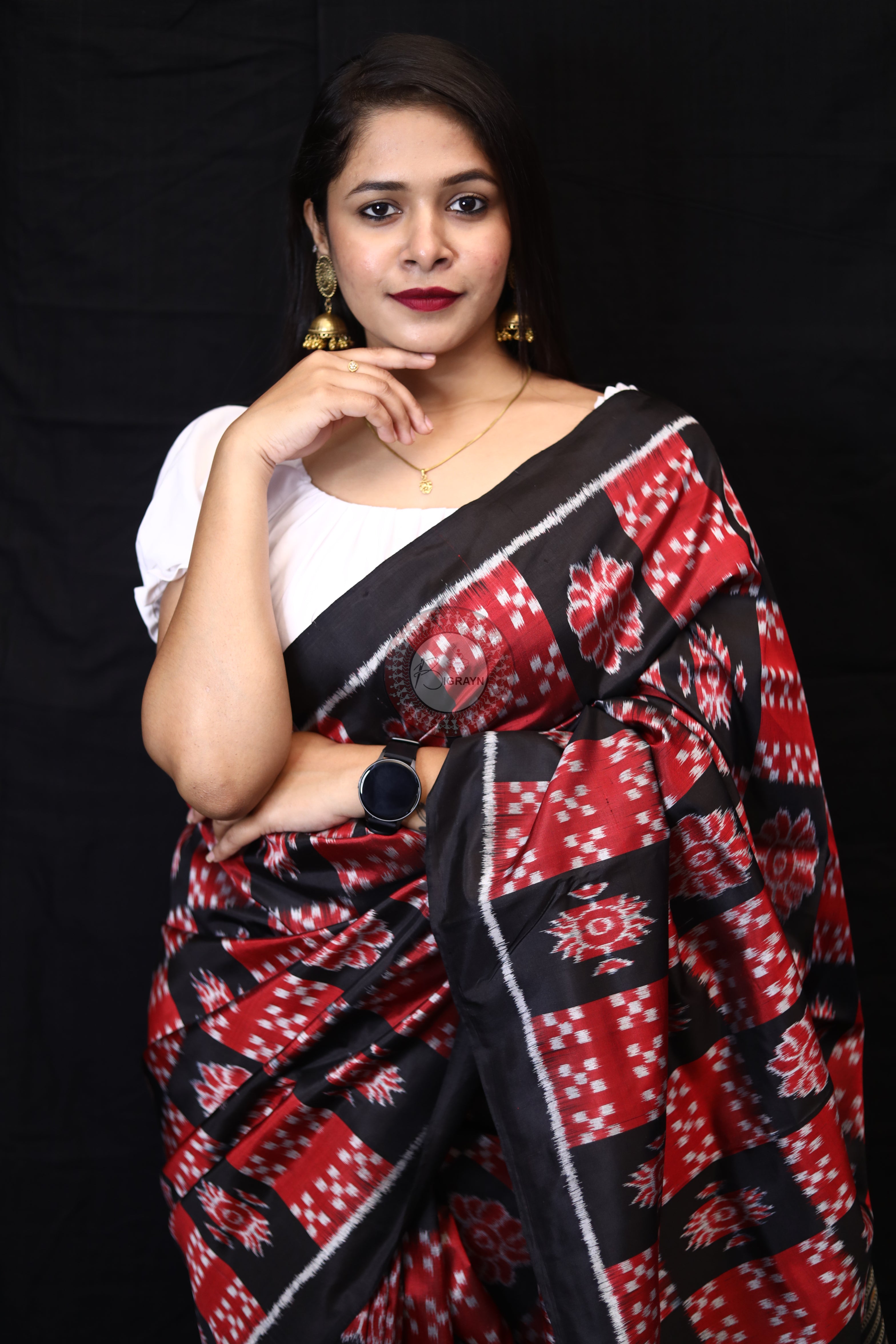 Red Black Flower Pasapali Boxes Mulberry Silk Saree