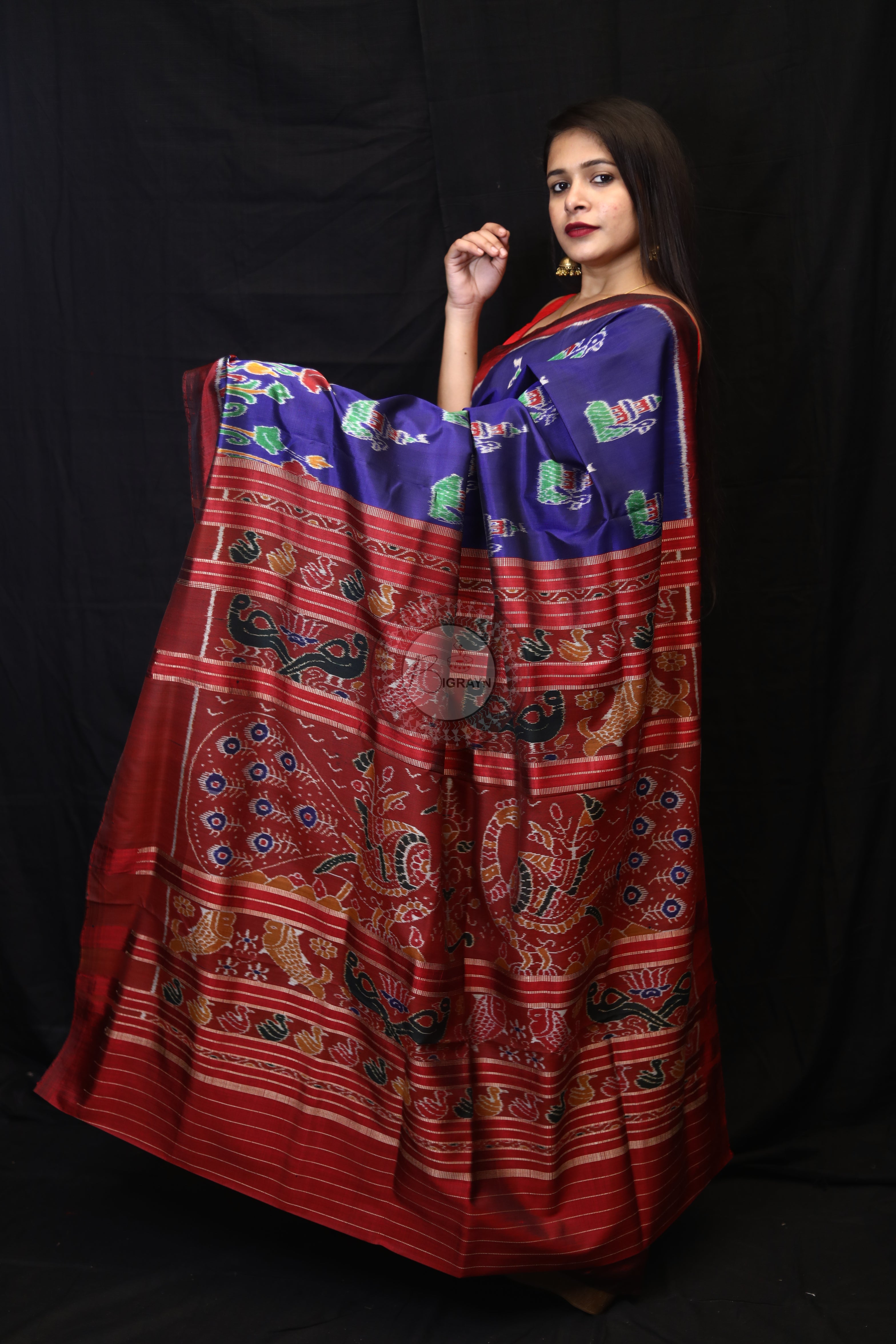 Blue Red Tulips Boita Mulberry Silk Saree