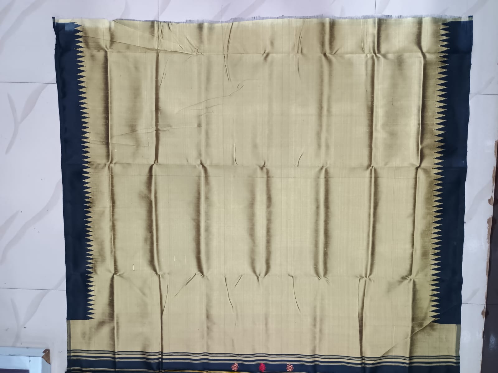 Light Tan Multi Colour Kumbha Double Anchal Berhampuri Silk Saree