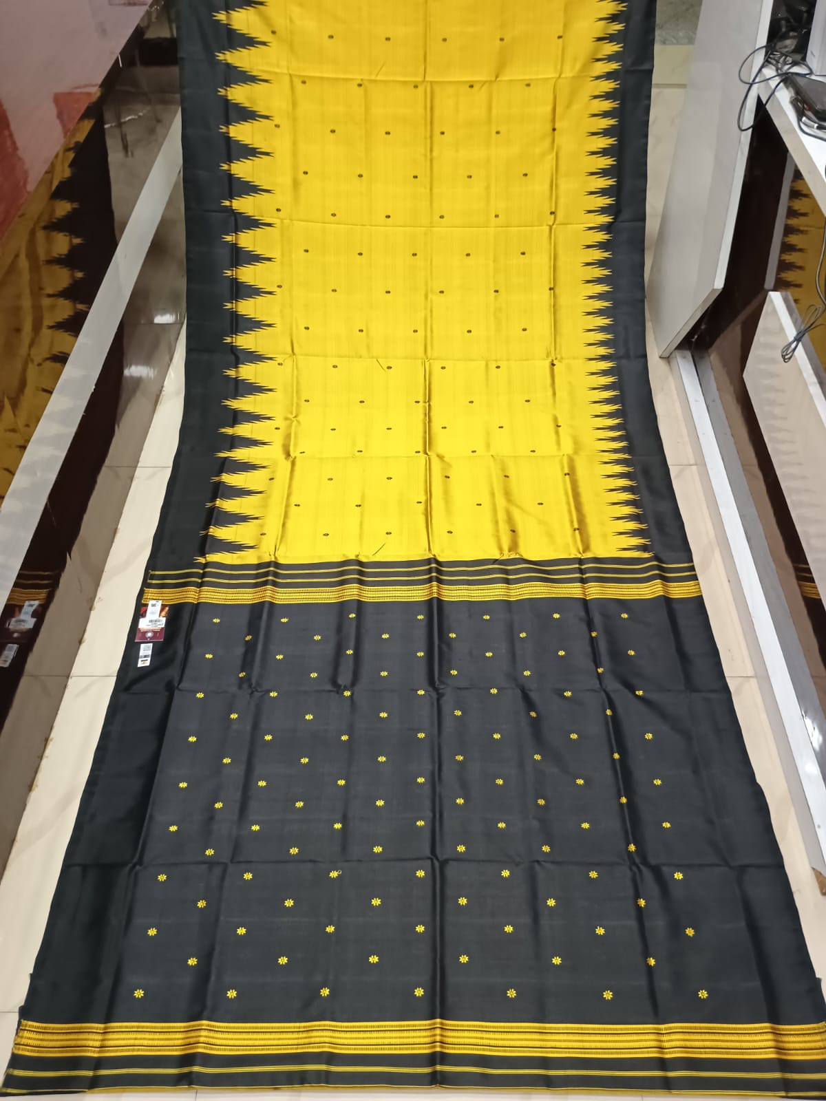 Yellow Black Double Anchal Berhampuri Silk Saree