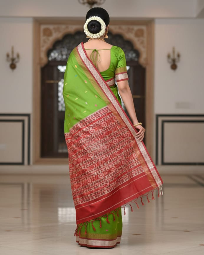 Green Maroon Fish Buti Bomkai Silk Saree