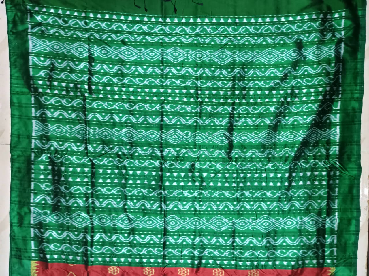 Red Green Chakra Bandha Design Mulberry Silk Saree