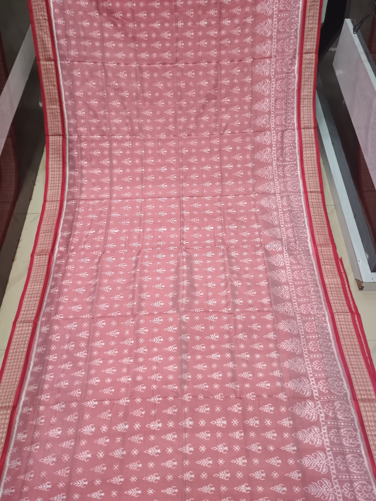 Peach Pink Red Ek Chandia Design Sambalpuri Silk Saree