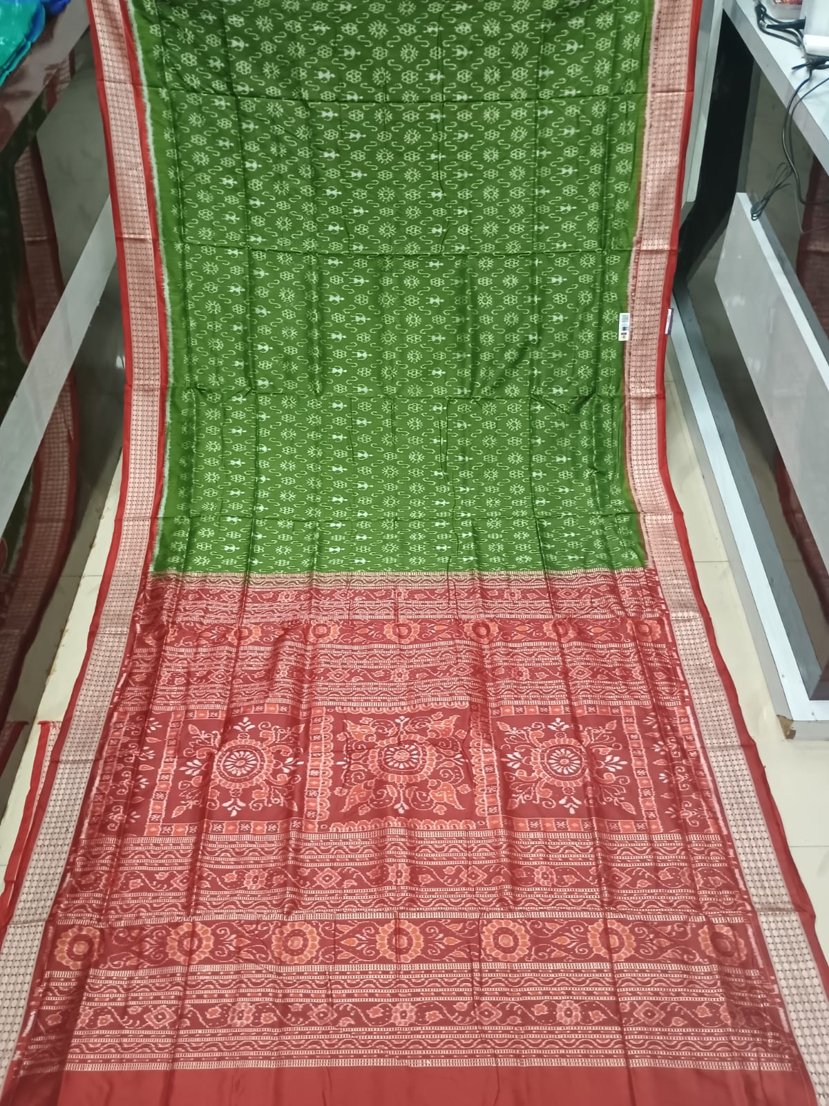Mehendi Green Red Ek Chandia Design Sambalpuri Silk Saree