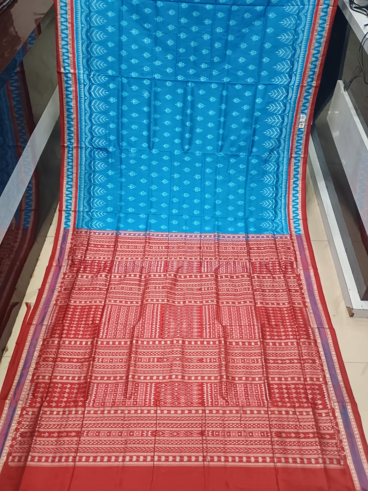 Copper Sulphate Red Tree Design Sambalpuri Silk Saree