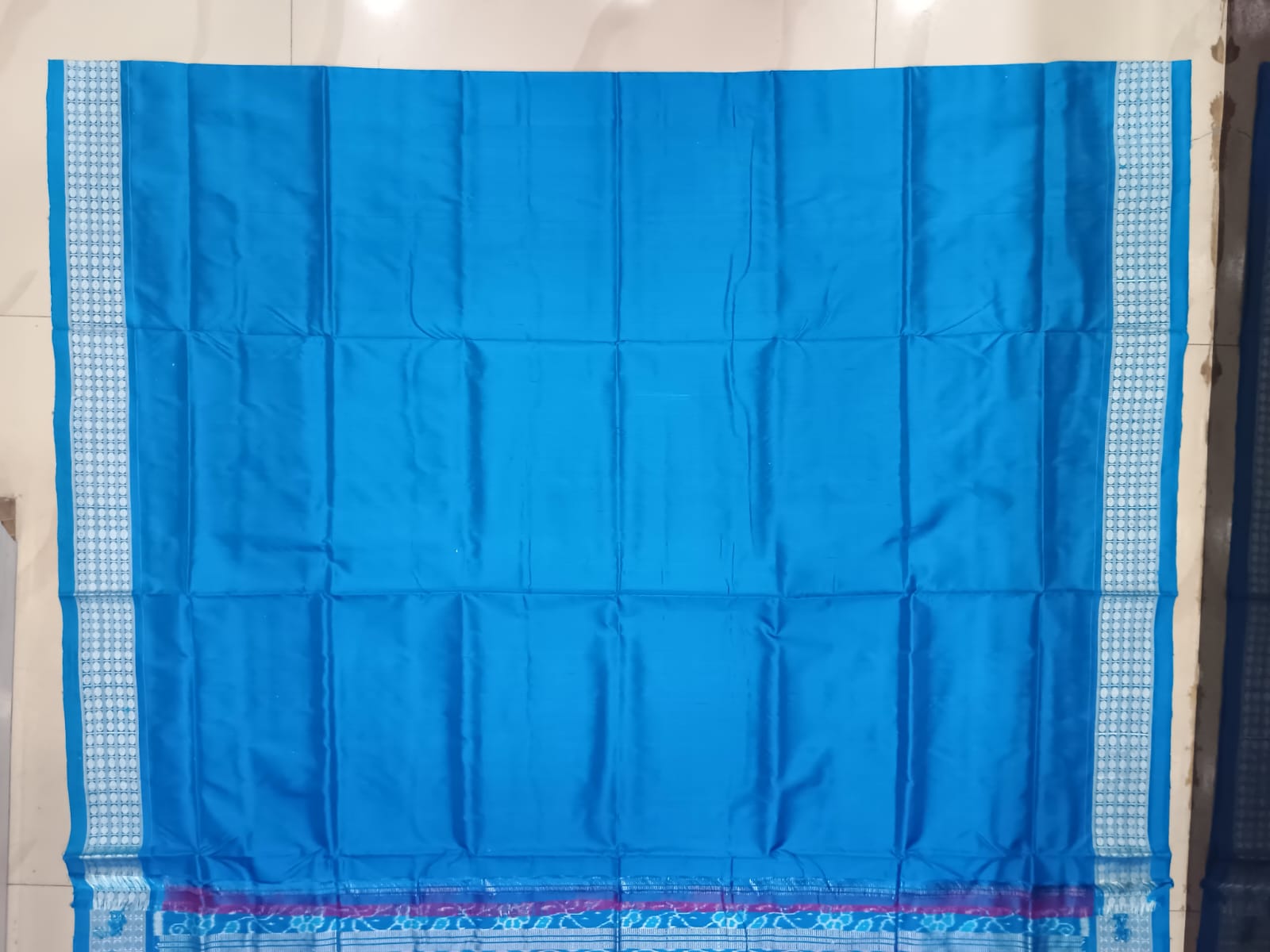 Magenta Copper Sulphate Flower Design Sambalpuri Silk Saree