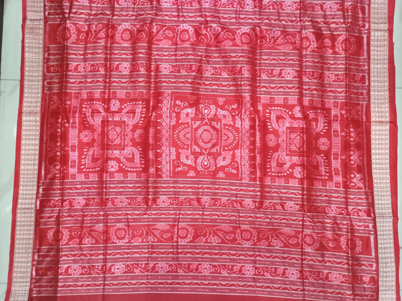 Black Red Tribal And Pasapali Design Sambalpuri Silk Saree