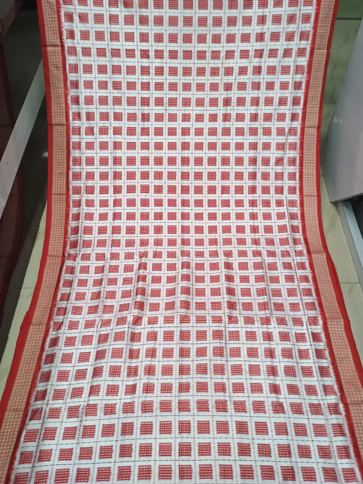 White Red Aswini Design Sambalpuri Silk Saree