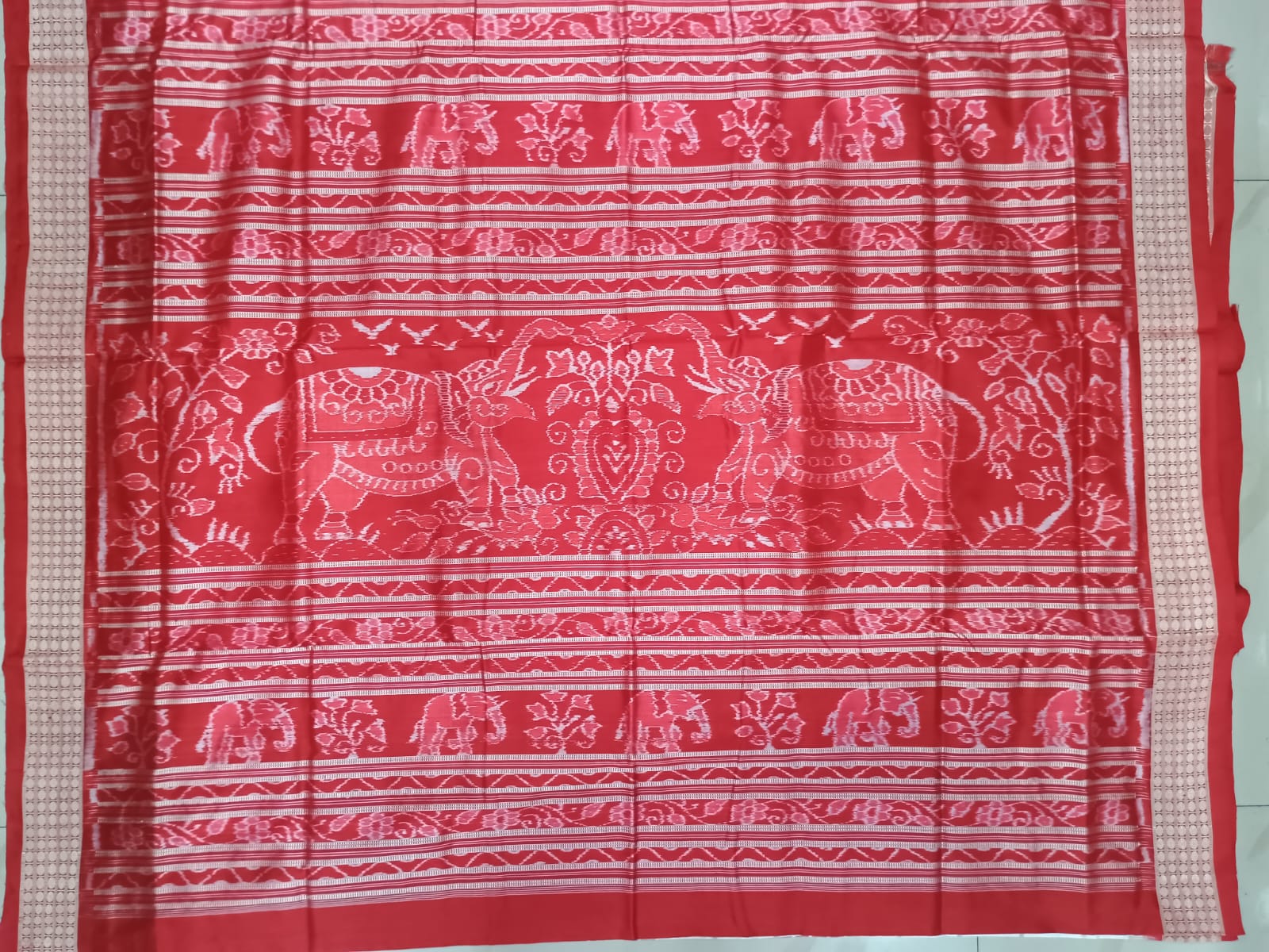 White Red Aswini Design Sambalpuri Silk Saree