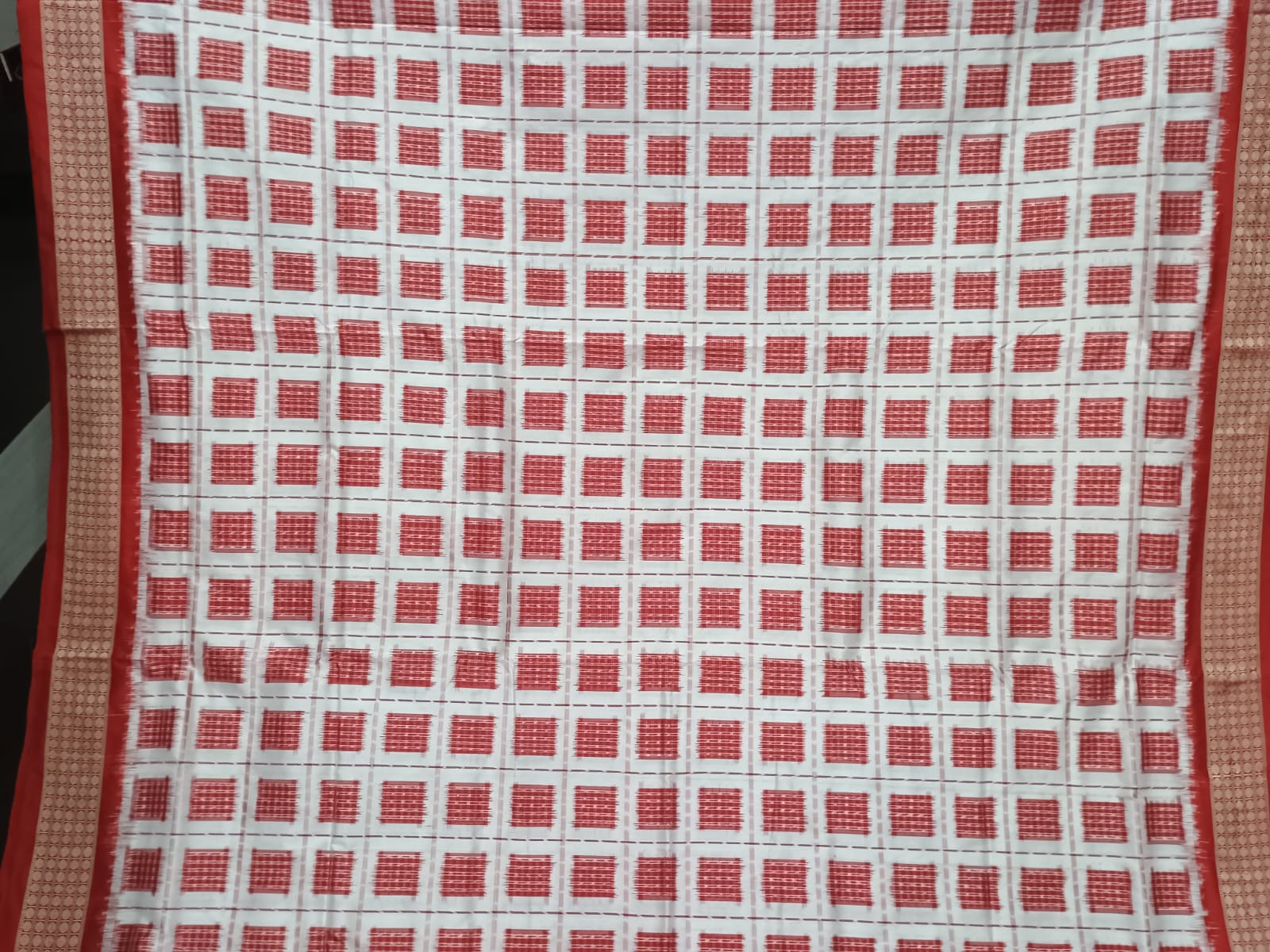 White Red Aswini Design Sambalpuri Silk Saree