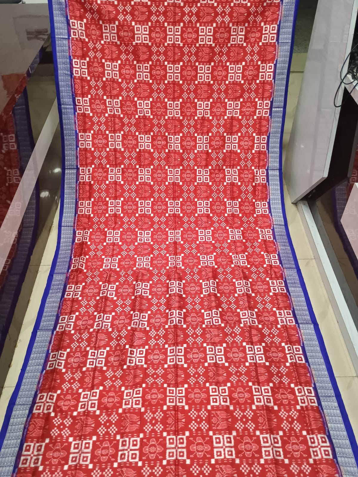 Red Blue Pasapali And Birds Design Sambalpuri Silk Saree