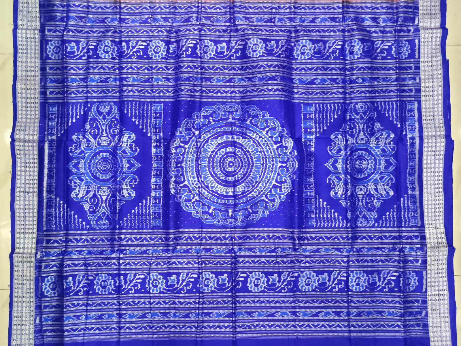 Red Blue Pasapali And Tribal Chakra Design Sambalpuri Silk Saree