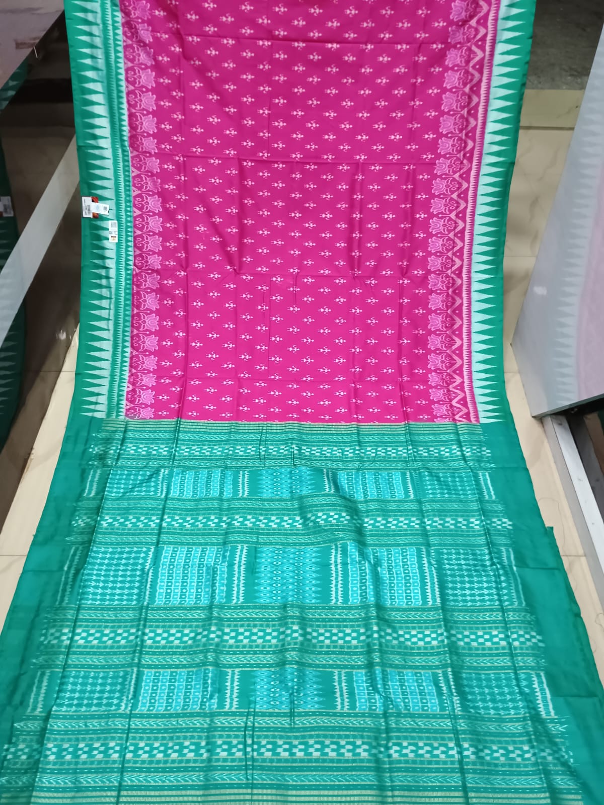 Magenta Sea Green Flower Ek Chandia Sambalpuri Silk Saree