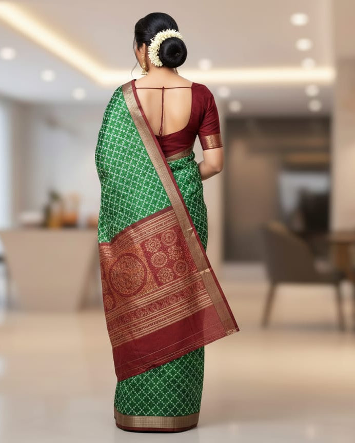 Green Maroon Flower Pasapali Sambalpuri Silk Saree
