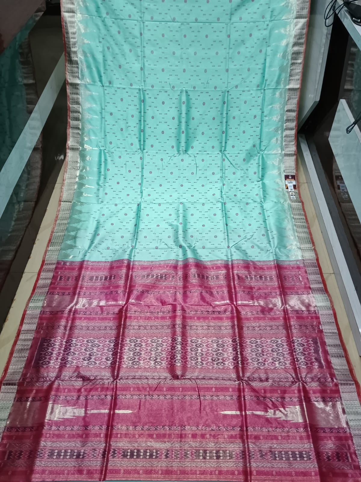 Aqua Magenta Fish Buti Phoda Kumbha Tissue Sambalpuri Silk Saree